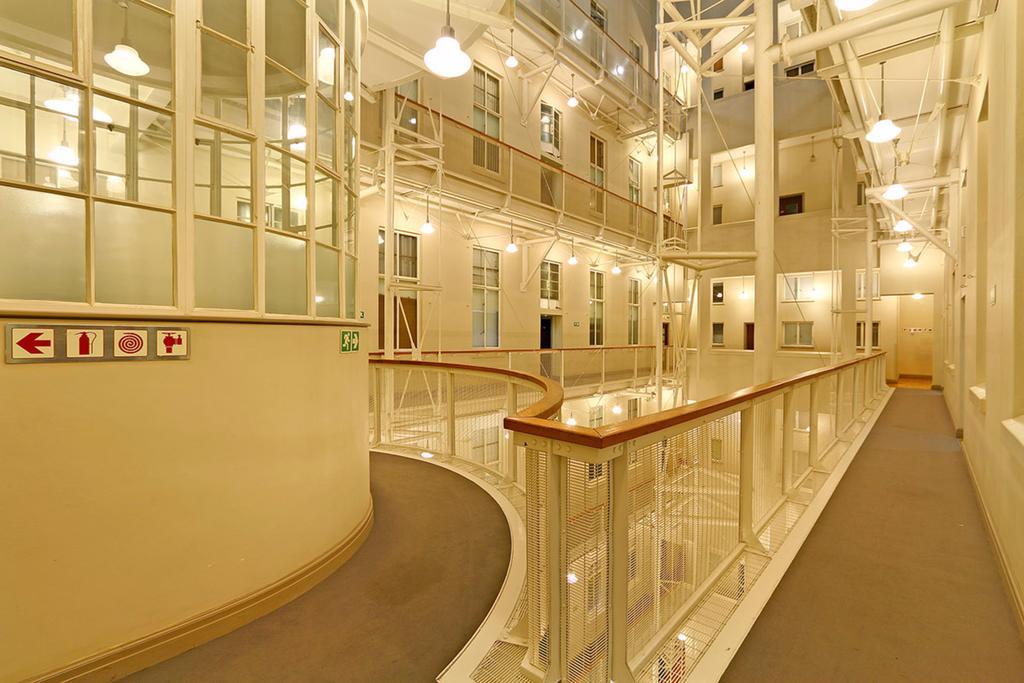 Afribode Old Mutual Apartments - Acacia Place 케이프타운 외부 사진